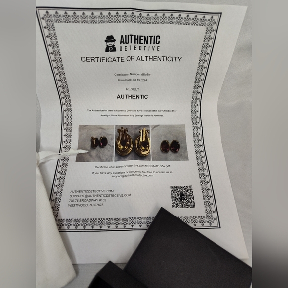 VINTAGE WITH COA Dior Gold and Amethyst Clip-On Earrings EUC with Dust Bag - Picture 6 of 8